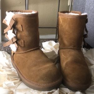 Koolaburra by Ugg Girls Ugg Boots